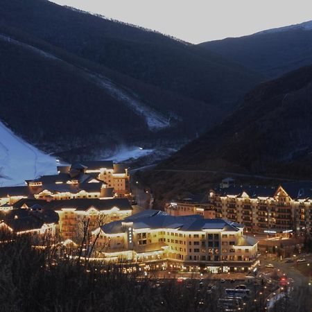Ski And Suites At Thaiwoo Resort 逅雪套房民宿 Chongli Eksteriør billede