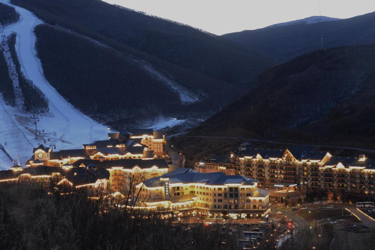 Ski And Suites At Thaiwoo Resort 逅雪套房民宿 Chongli Eksteriør billede