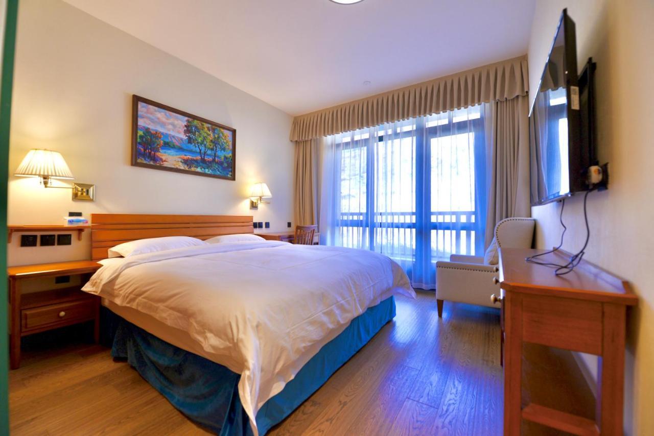 Ski And Suites At Thaiwoo Resort 逅雪套房民宿 Chongli Eksteriør billede